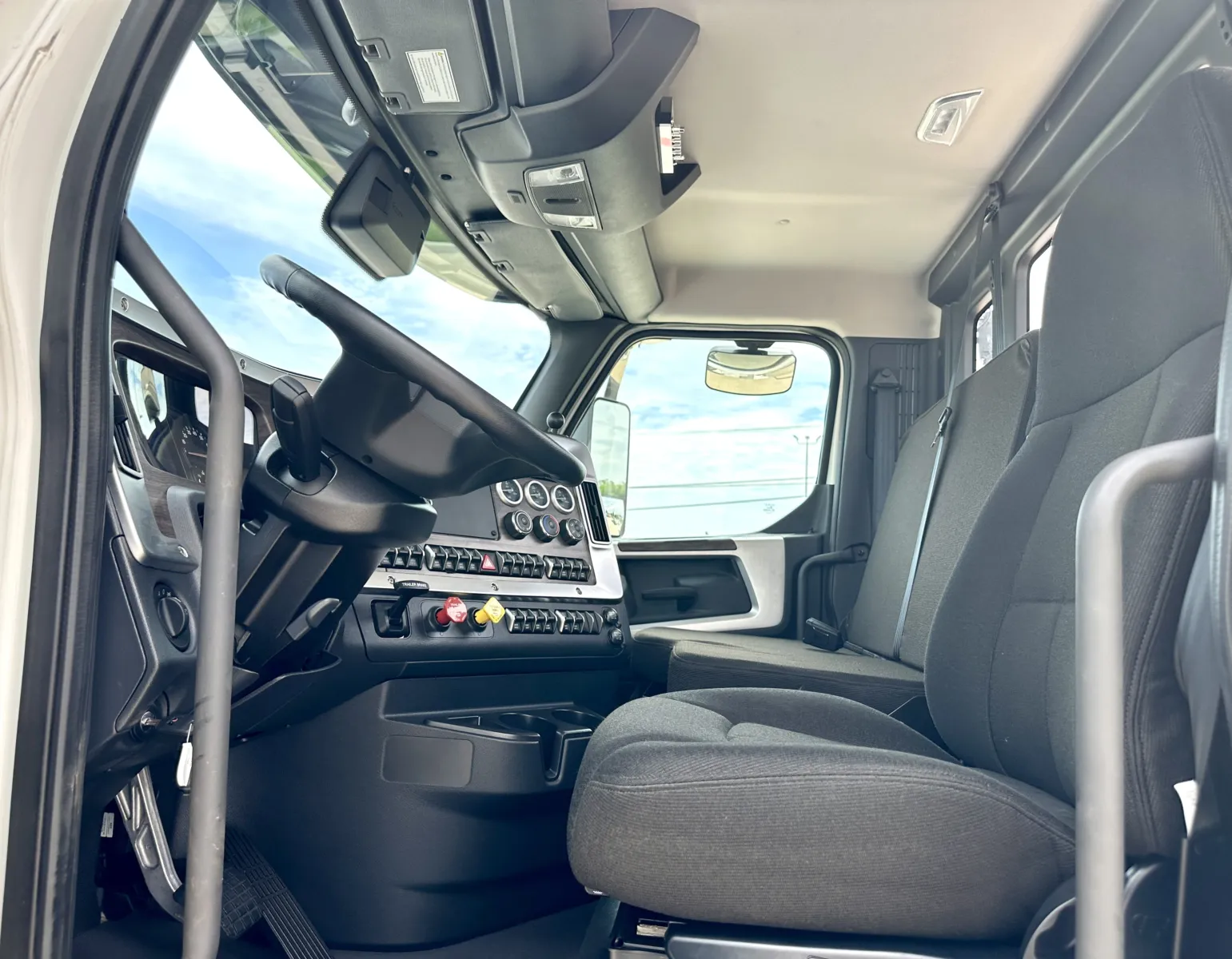 2022 Western Star 49X - image 14