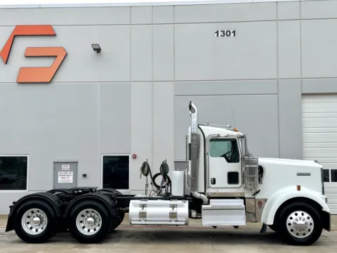 Another view of 2023 KENWORTH W900 for sale in Hutchins, TX at Forge Truck Centers - Texas