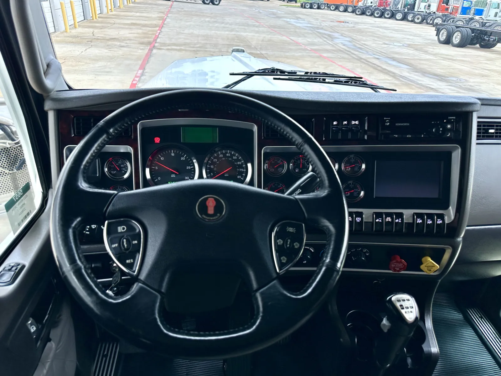 2023 Kenworth W900 - image 16