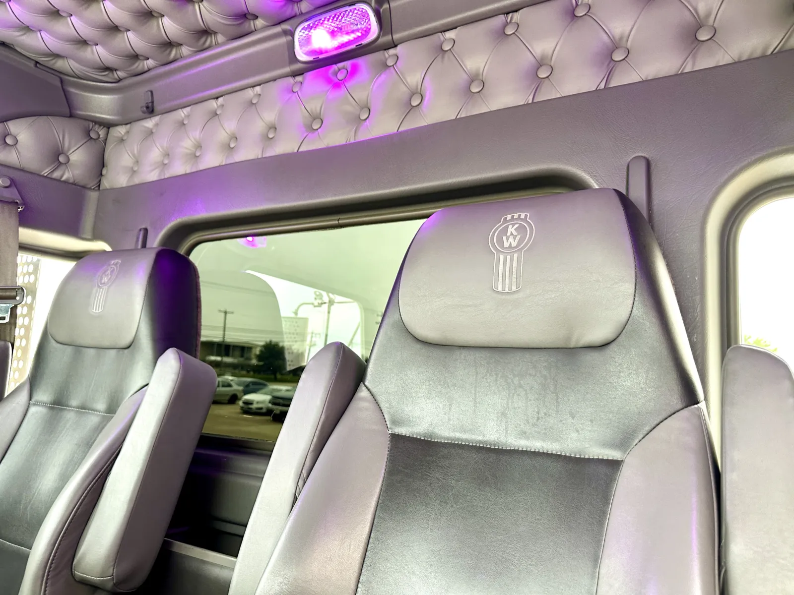 2023 Kenworth W900 - image 20