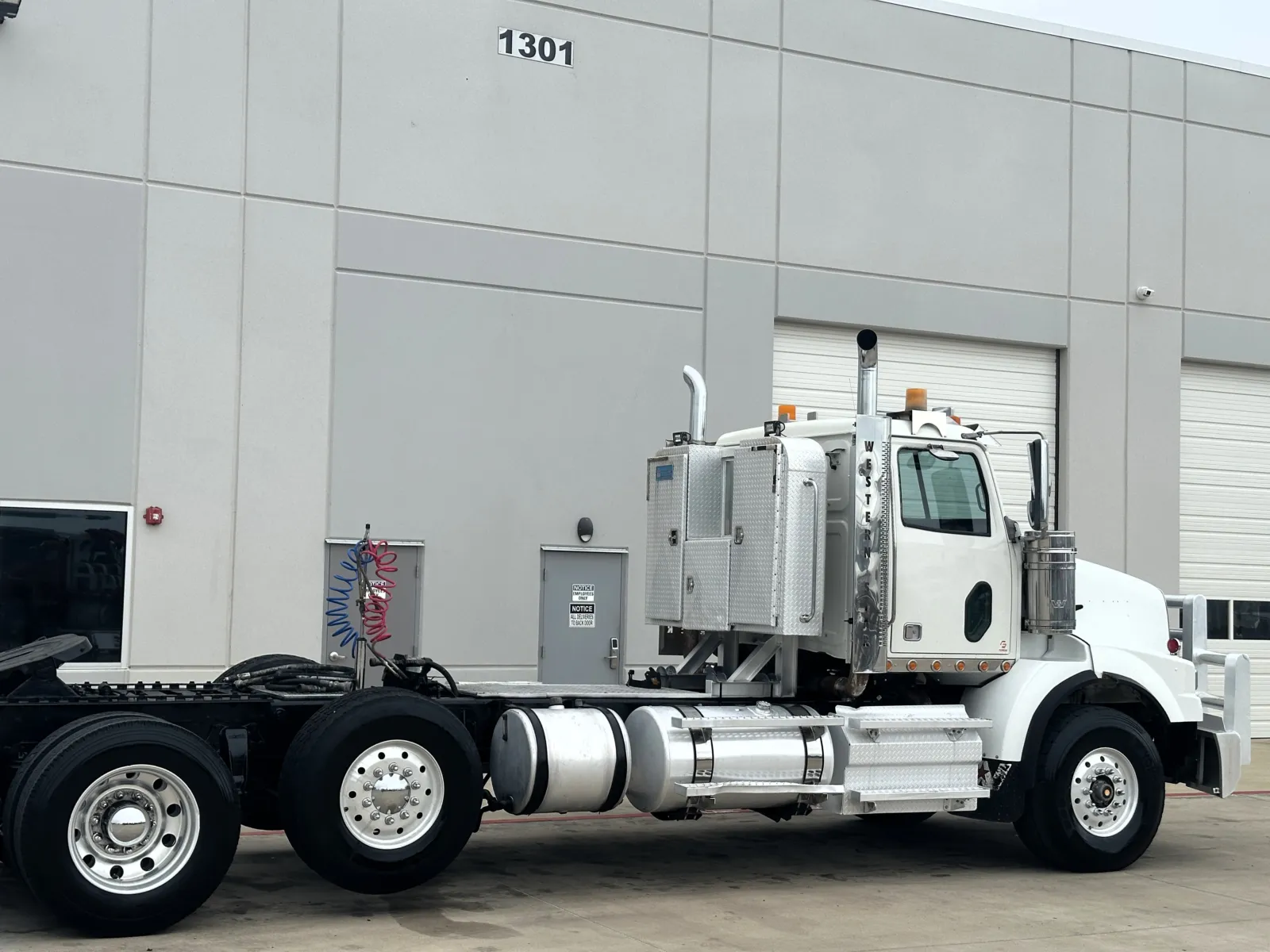 2012 Western Star 4900 - image 7