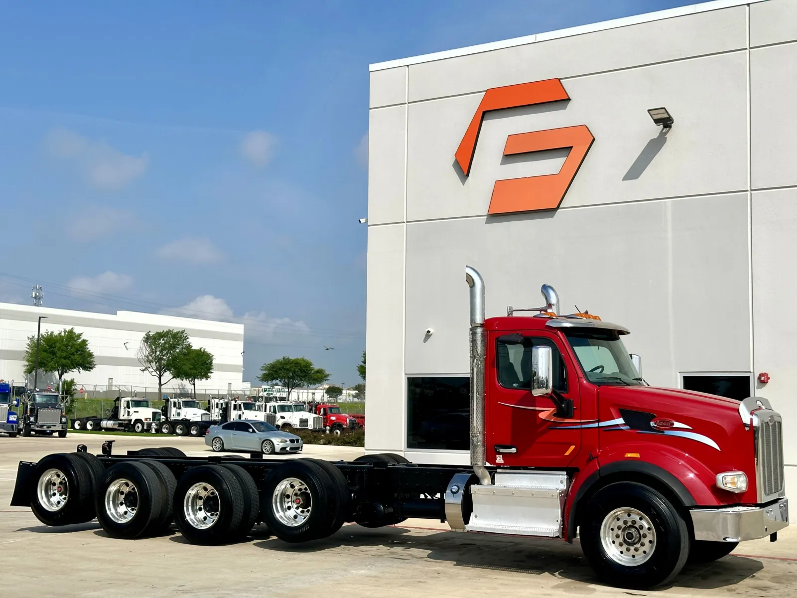 2017 PETERBILT 567 for sale in Hutchins, TX