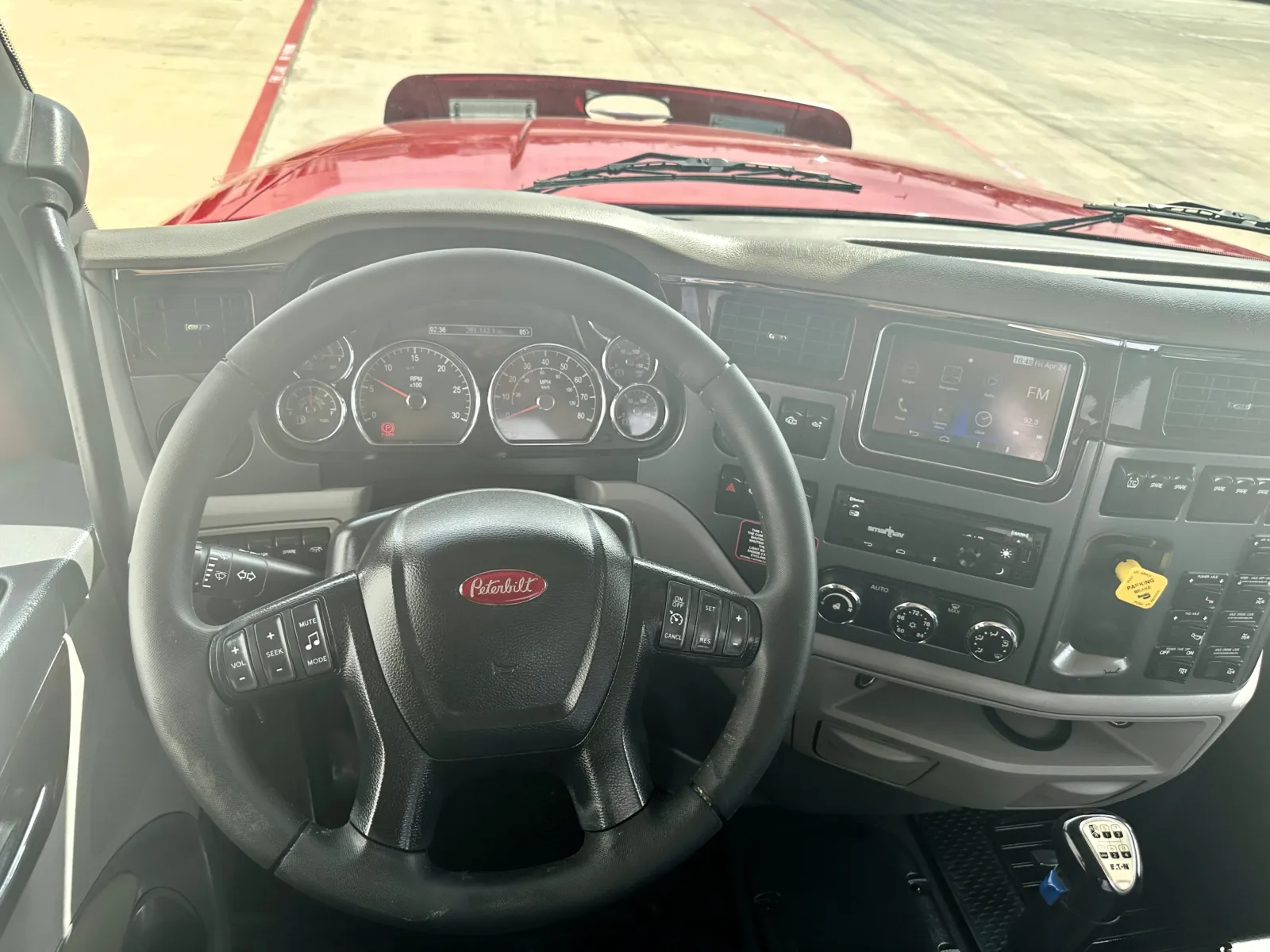 2017 Peterbilt 567 - image 16
