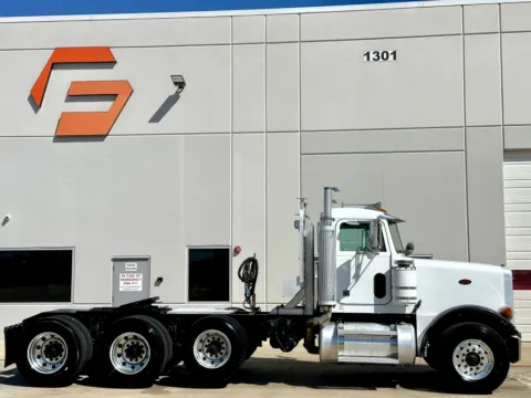 Another view of 1998 PETERBILT 378 for sale in Hutchins, TX at Forge Truck Centers - Texas