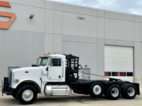 Photos of 2010 PETERBILT 367 for sale in Hutchins, TX at Forge Truck Centers - Texas