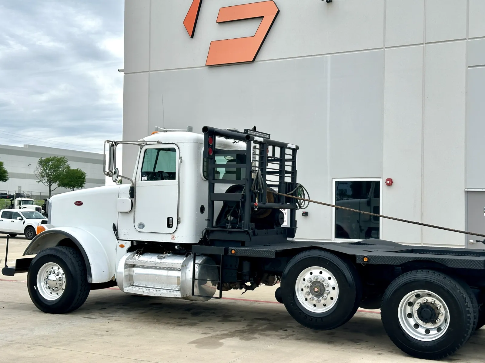 2010 Peterbilt 367 in Hutchins, TX — photo 8