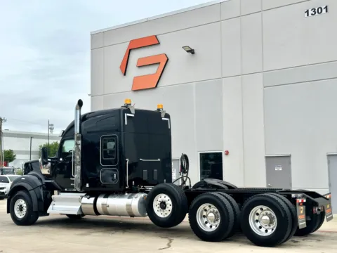 More photos of 2023 KENWORTH W990 at Forge Truck Centers - Texas, TX