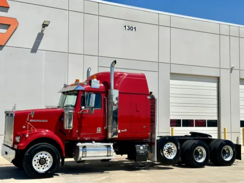 Photos of 2016 WESTERN STAR 4900 for sale in Hutchins, TX at Forge Truck Centers - Texas