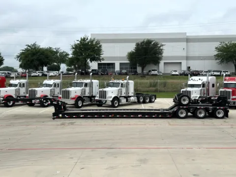 Photos of 2021 GLOBE LOWBOY for sale in Hutchins, TX at Forge Truck Centers - Texas