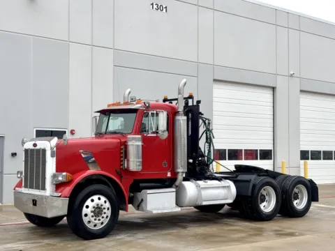Photos of 2001 PETERBILT 379 for sale in Hutchins, TX at Forge Truck Centers - Texas