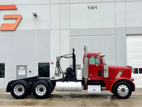 Another view of 2001 PETERBILT 379 for sale in Hutchins, TX at Forge Truck Centers - Texas