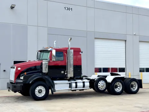 Photos of 2015 WESTERN STAR 4900 for sale in Hutchins, TX at Forge Truck Centers - Texas