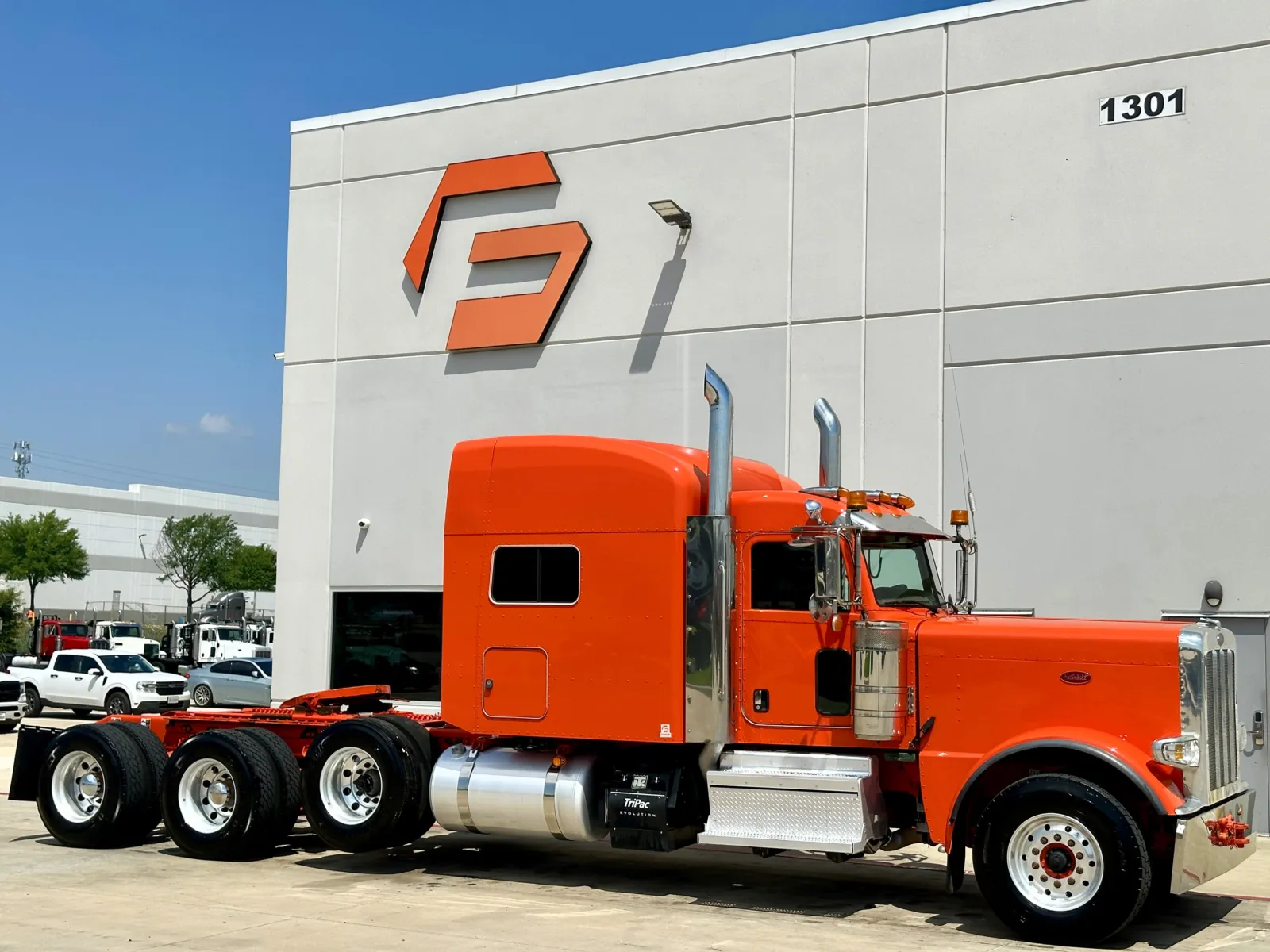 2023 PETERBILT 389 for sale in Hutchins, TX