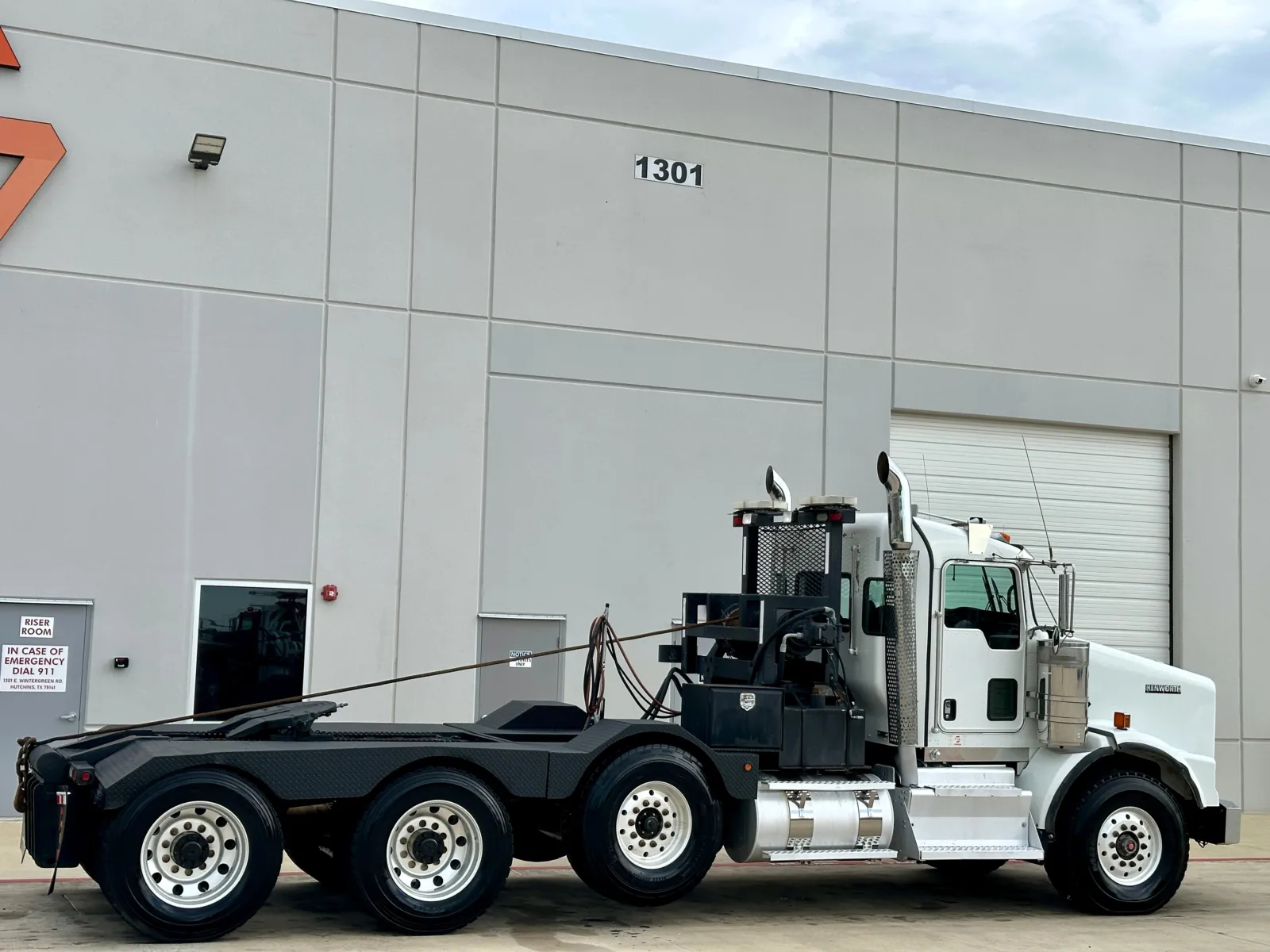 2016 Kenworth T800 in Hutchins, TX — photo 5