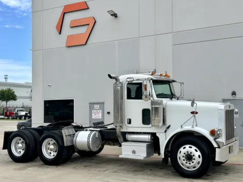 2006 PETERBILT 379 for sale in Hutchins, TX