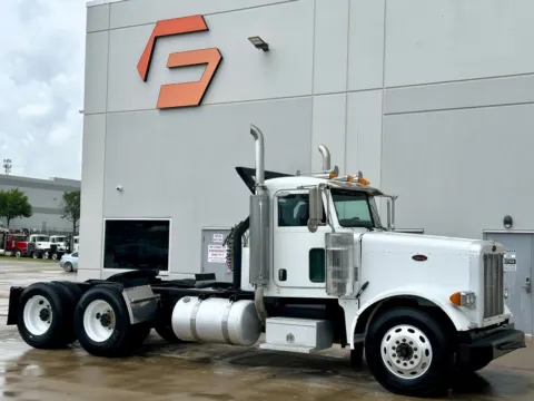 2005 PETERBILT 379 for sale in Hutchins, TX