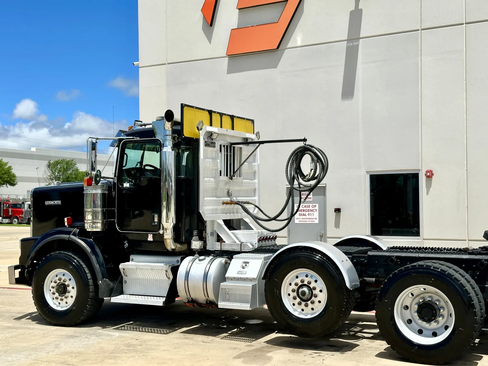 2006 Kenworth T800 in Hutchins, TX — photo 8