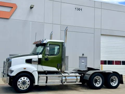 Photos of 2023 WESTERN STAR 4900 for sale in Hutchins, TX at Forge Truck Centers - Texas