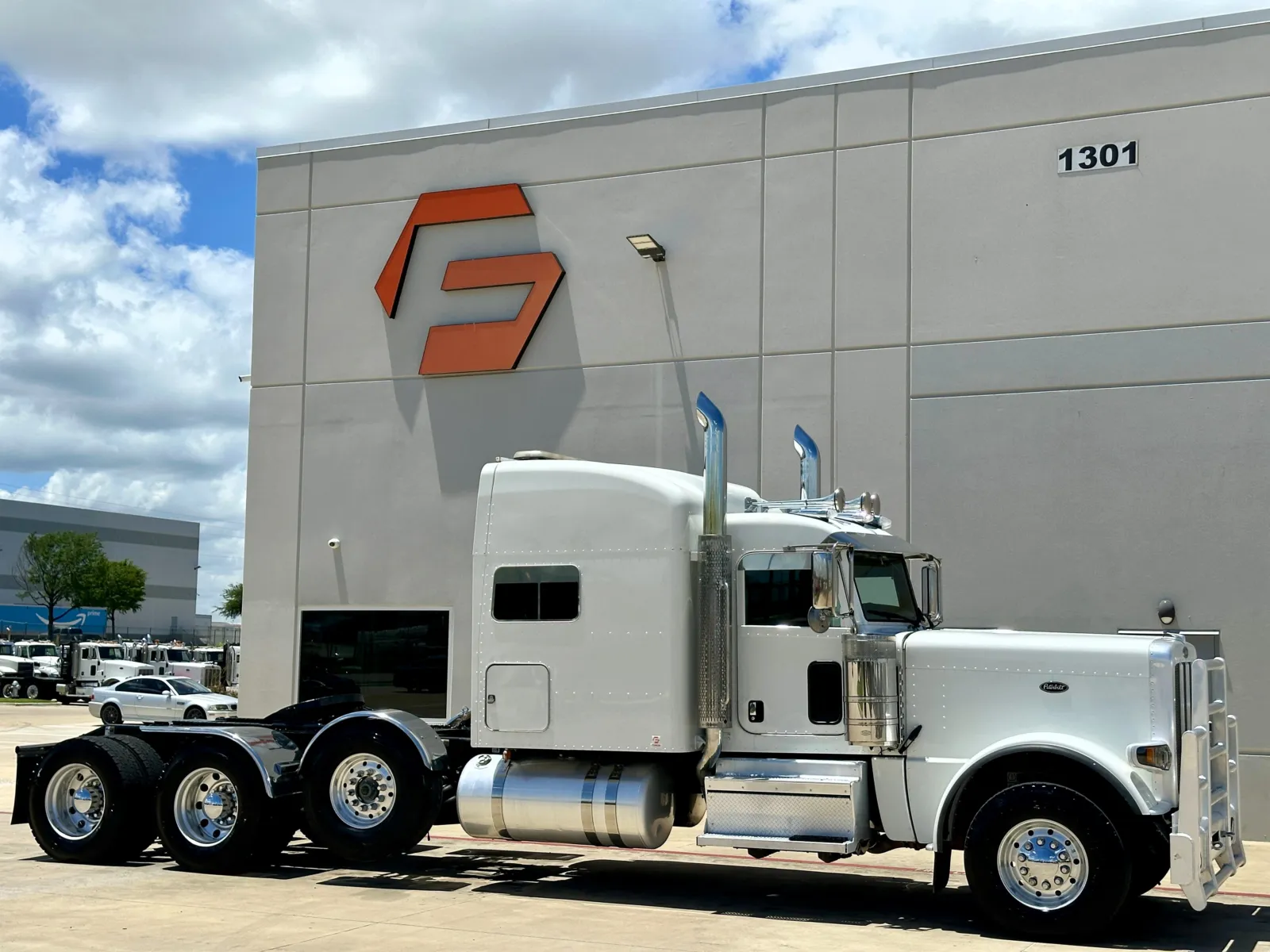 2019 PETERBILT 389 for sale in Hutchins, TX