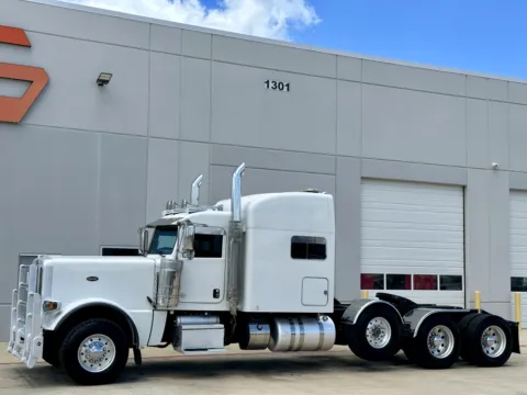 Photos of 2019 PETERBILT 389 for sale in Hutchins, TX at Forge Truck Centers - Texas