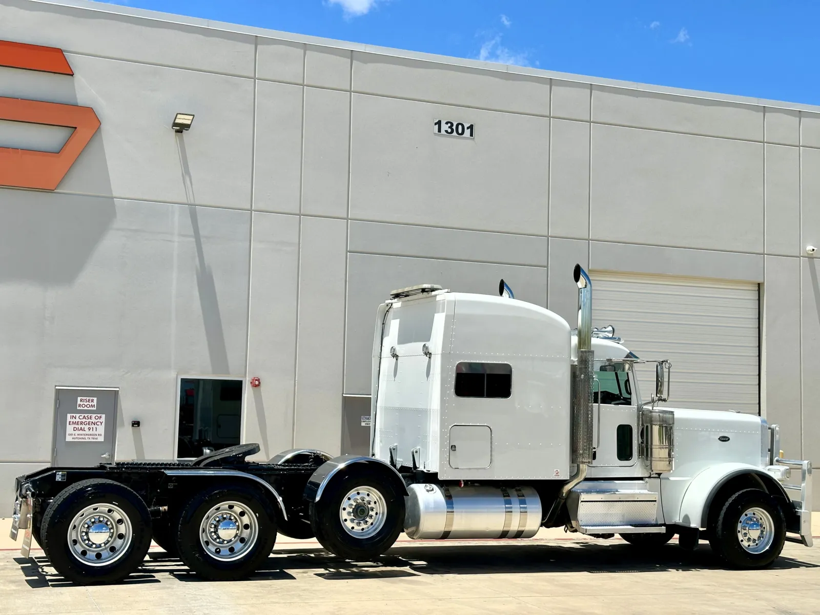 2019 Peterbilt 389 in Hutchins, TX — photo 5