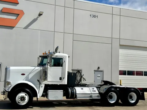 Photos of 2013 PETERBILT 388 for sale in Hutchins, TX at Forge Truck Centers - Texas