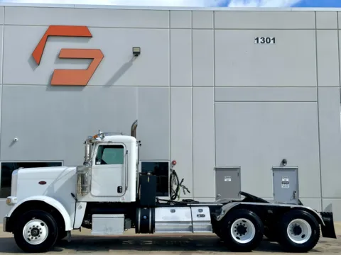 More photos of 2013 PETERBILT 388 at Forge Truck Centers - Texas, TX