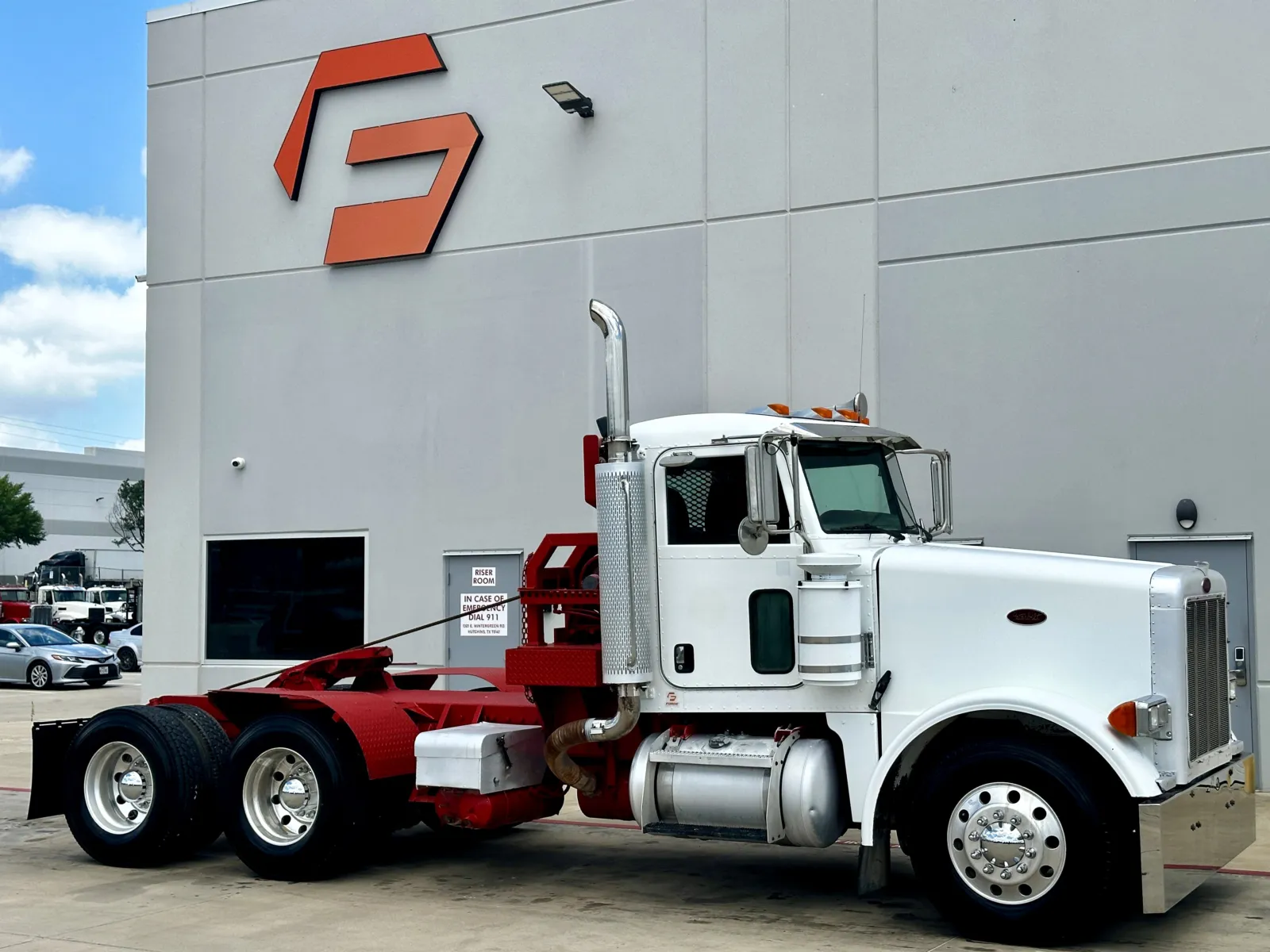 2006 PETERBILT 378 for sale in Hutchins, TX