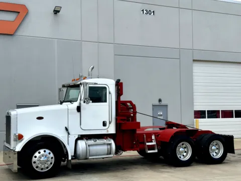 Photos of 2006 PETERBILT 378 for sale in Hutchins, TX at Forge Truck Centers - Texas