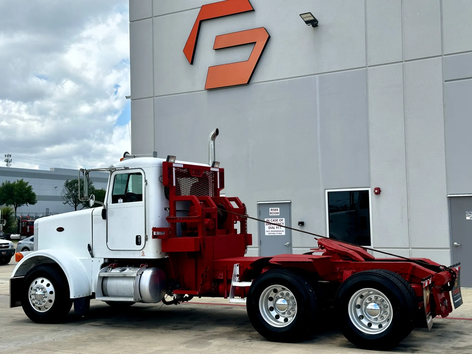 2006 Peterbilt in Hutchins, TX — photo 6