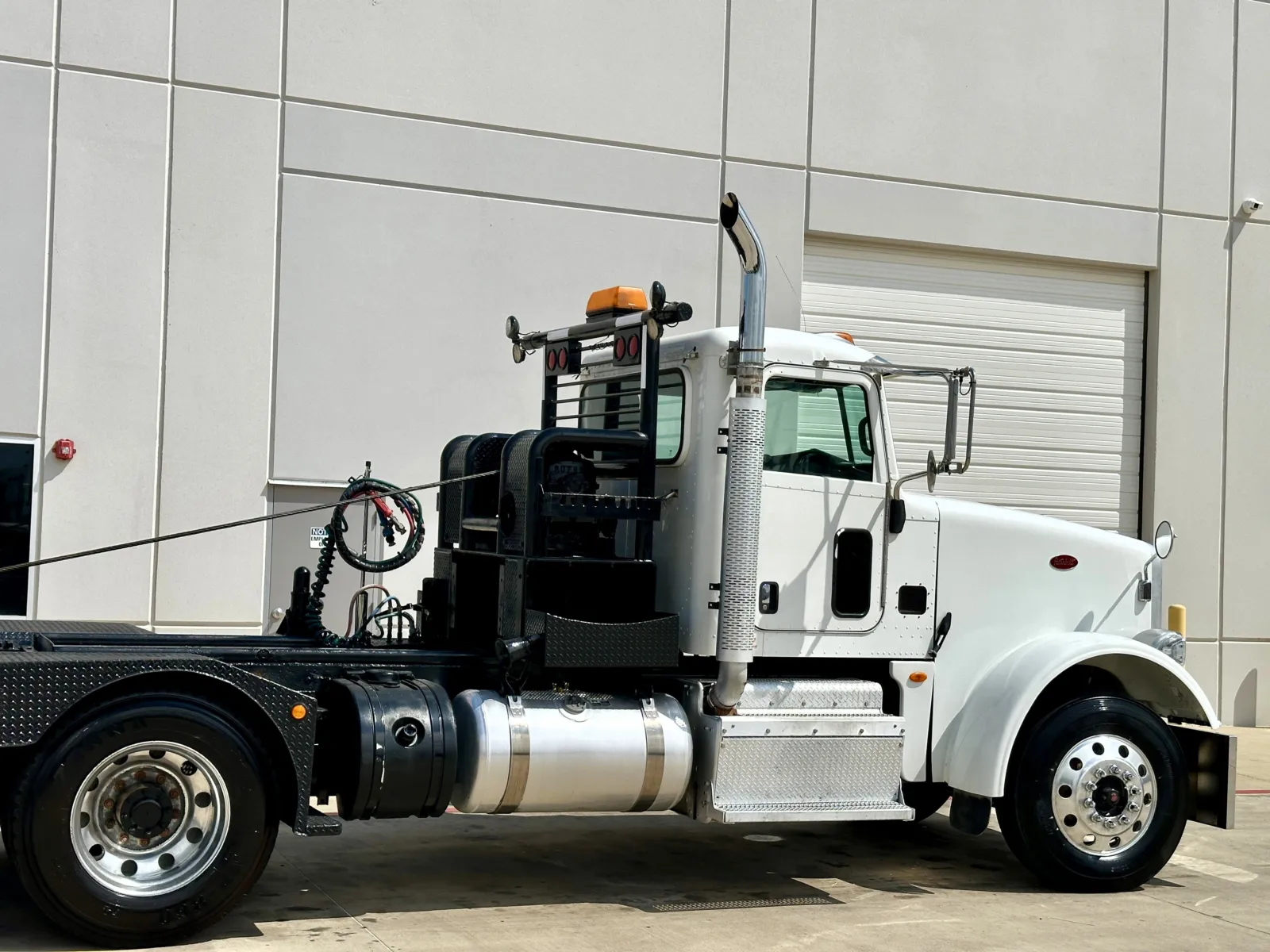 2015 Peterbilt 367 in Hutchins, TX — photo 7