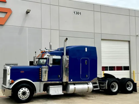 Photos of 2006 PETERBILT 379 for sale in Hutchins, TX at Forge Truck Centers - Texas