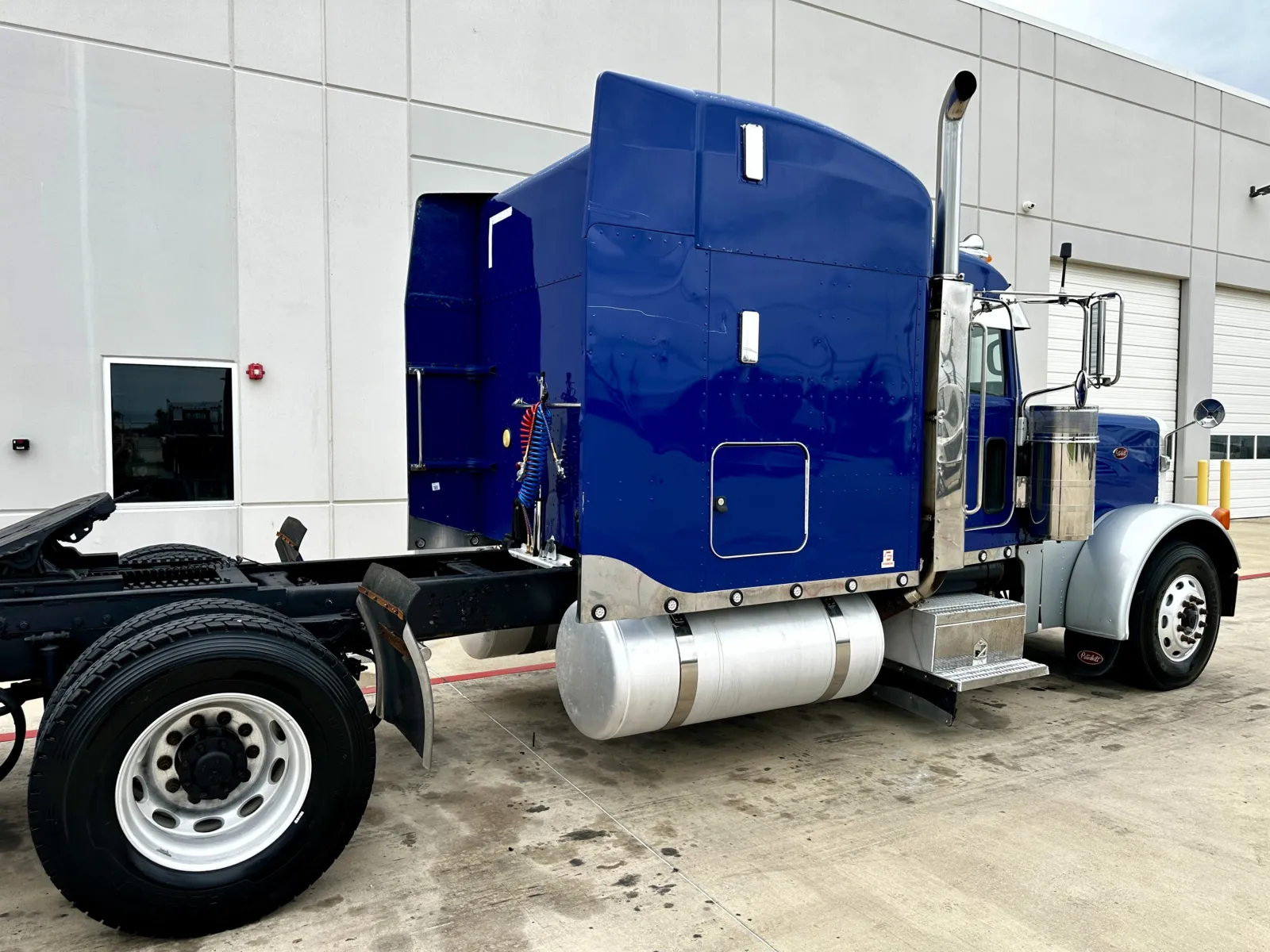 2006 Peterbilt 379 in Hutchins, TX — photo 7
