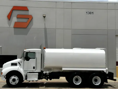 More photos of 2007 KENWORTH T300 at Forge Truck Centers - Texas, TX