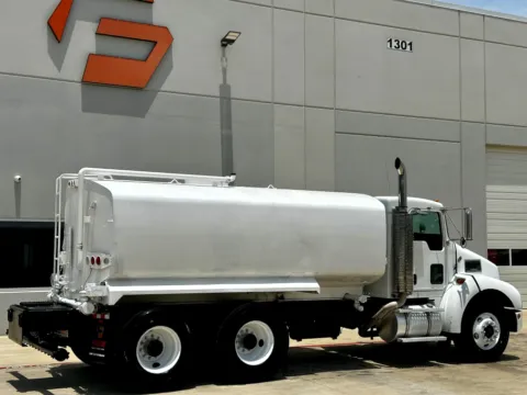 More photos of 2007 KENWORTH T300 at Forge Truck Centers - Texas, TX