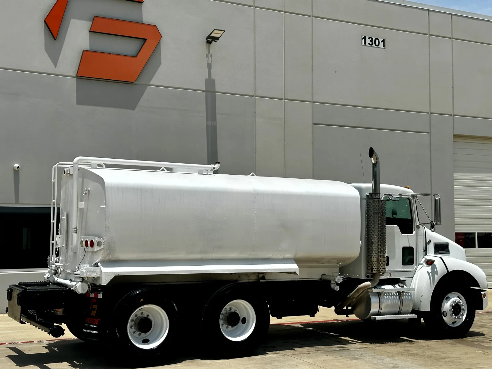 2007 Kenworth in Hutchins, TX — photo 5