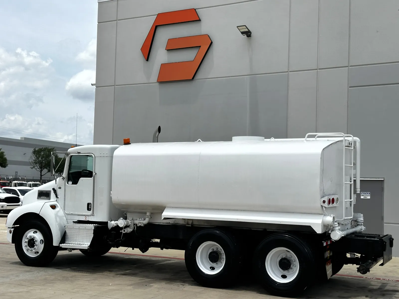 2007 Kenworth in Hutchins, TX — photo 6