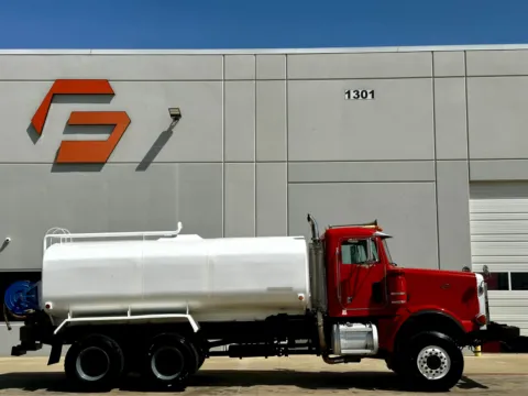 Another view of 1998 PETERBILT 357 for sale in Hutchins, TX at Forge Truck Centers - Texas