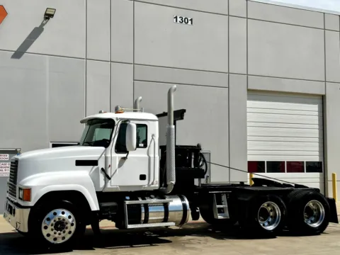 Photos of 2012 MACK CHU613 for sale in Hutchins, TX at Forge Truck Centers - Texas