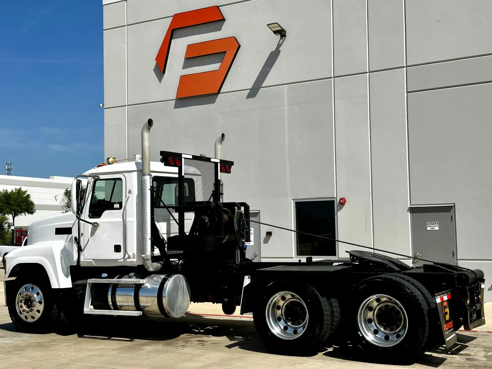 2012 Mack Pinnacle in Hutchins, TX — photo 6