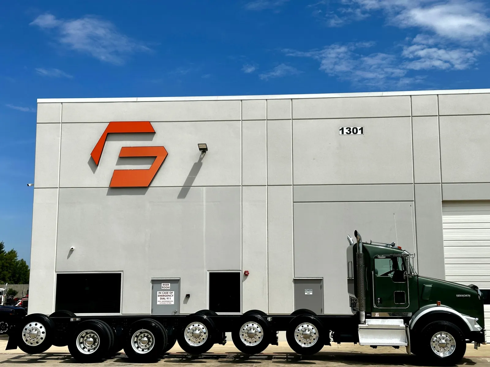 2022 Kenworth T800 in Hutchins, TX — photo 3