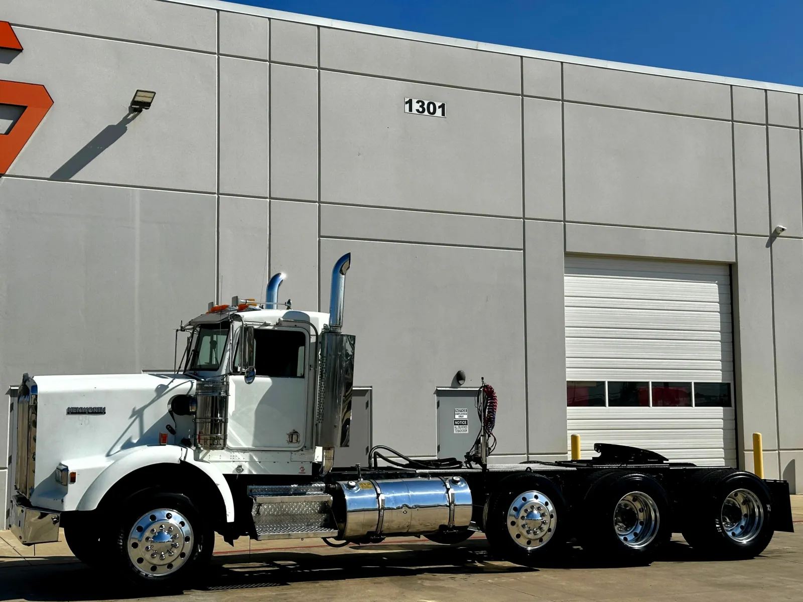1998 Kenworth T800 in Hutchins, TX — photo 2