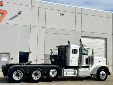 More photos of 2013 PETERBILT 388 at Forge Truck Centers - Texas, TX
