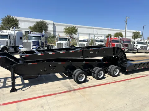 More photos of 2016 XL SPECIALIZED XL100 at Forge Truck Centers - Texas, TX