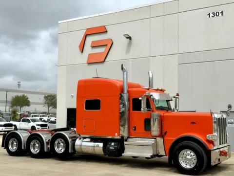 2020 PETERBILT 389 for sale in Hutchins, TX