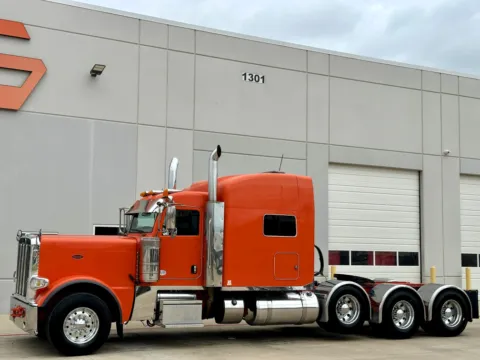 Photos of 2020 PETERBILT 389 for sale in Hutchins, TX at Forge Truck Centers - Texas
