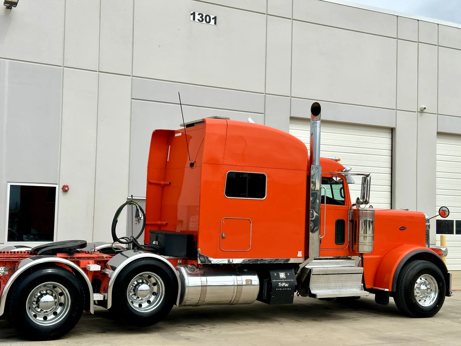 2020 Peterbilt 389 in Hutchins, TX — photo 7
