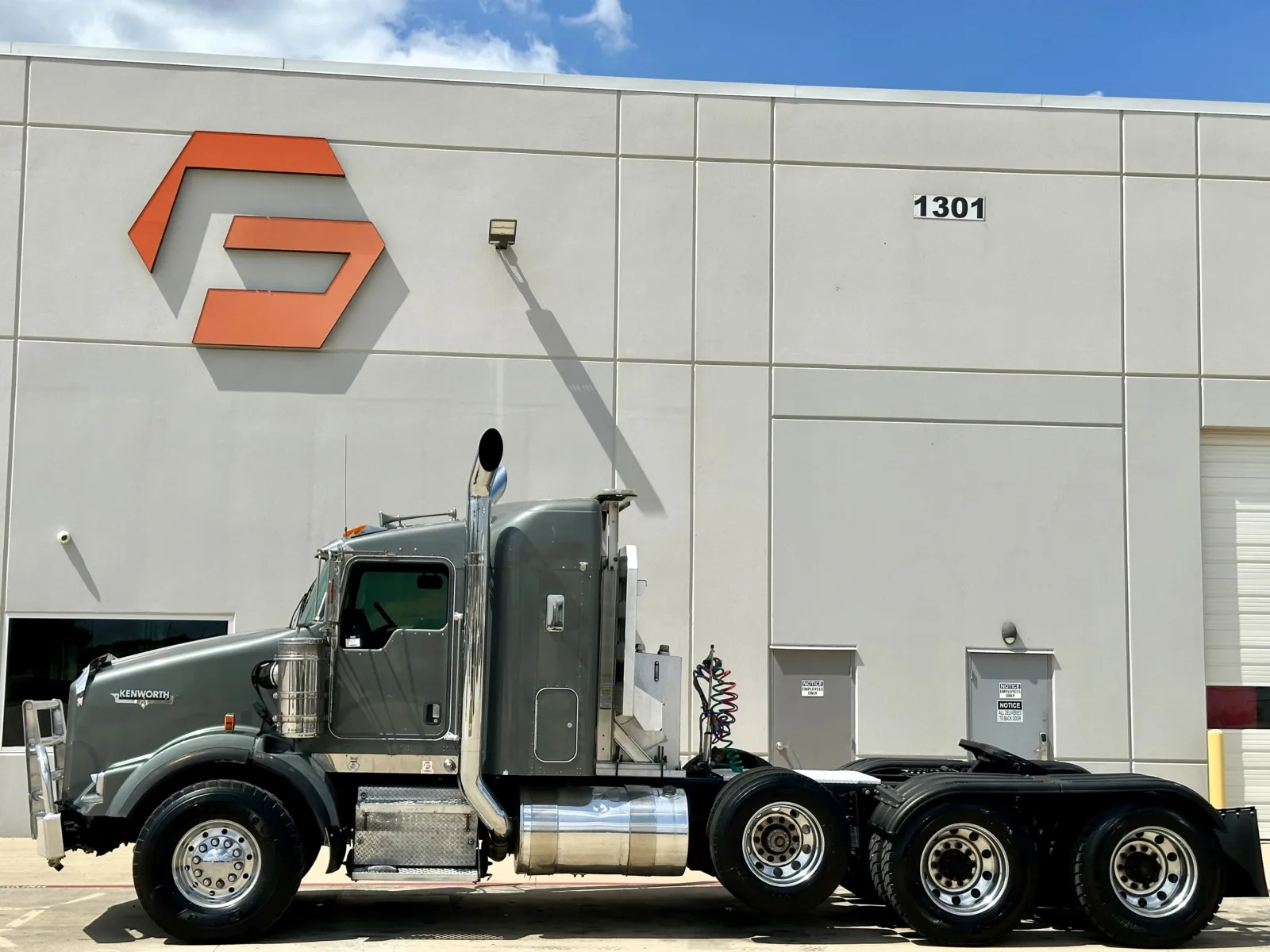 2006 Kenworth T800 in Hutchins, TX — photo 4