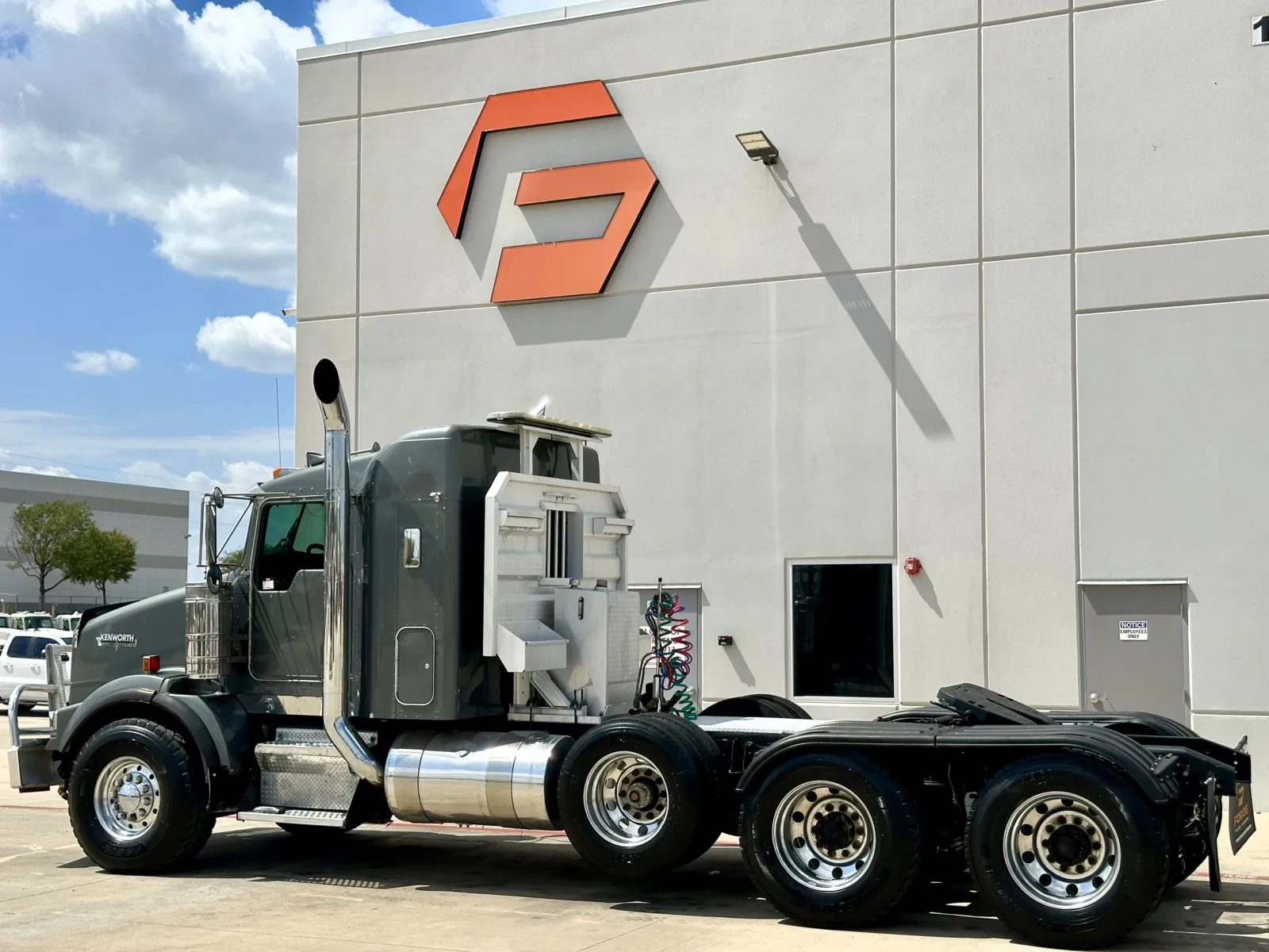 2006 Kenworth T800 in Hutchins, TX — photo 6