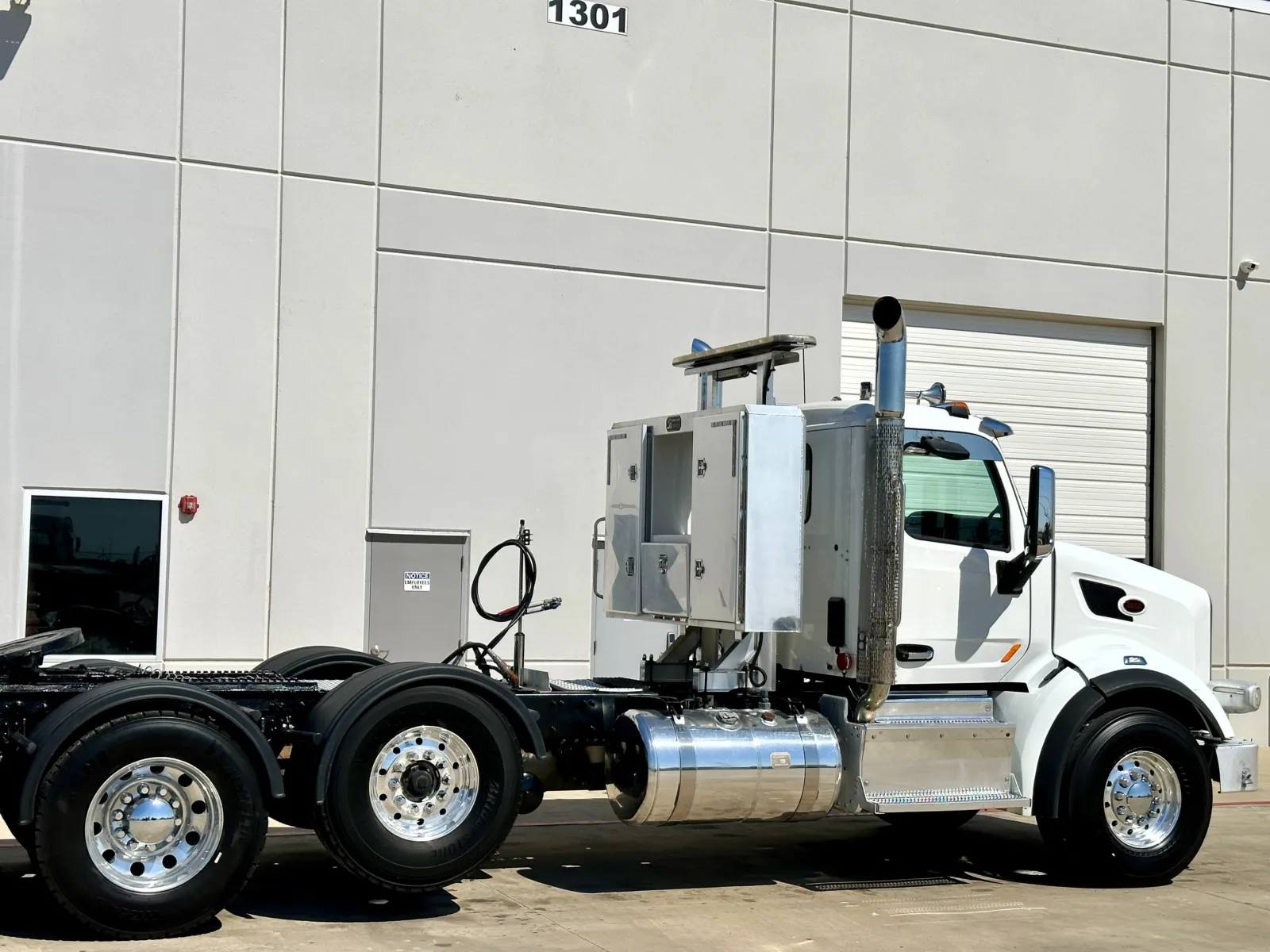 2016 Peterbilt 567 in Hutchins, TX — photo 7